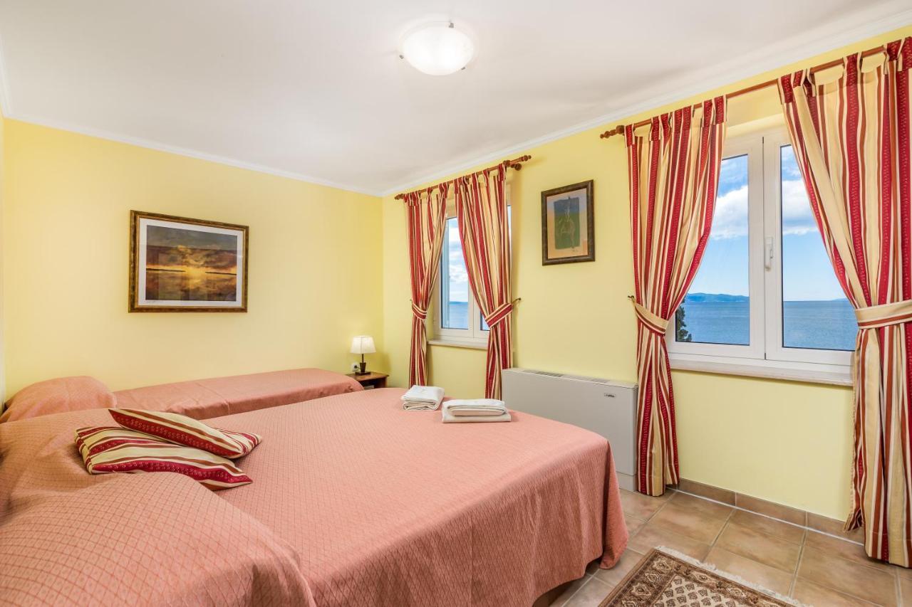 Apartments Villa Nora Rijeka Luaran gambar
