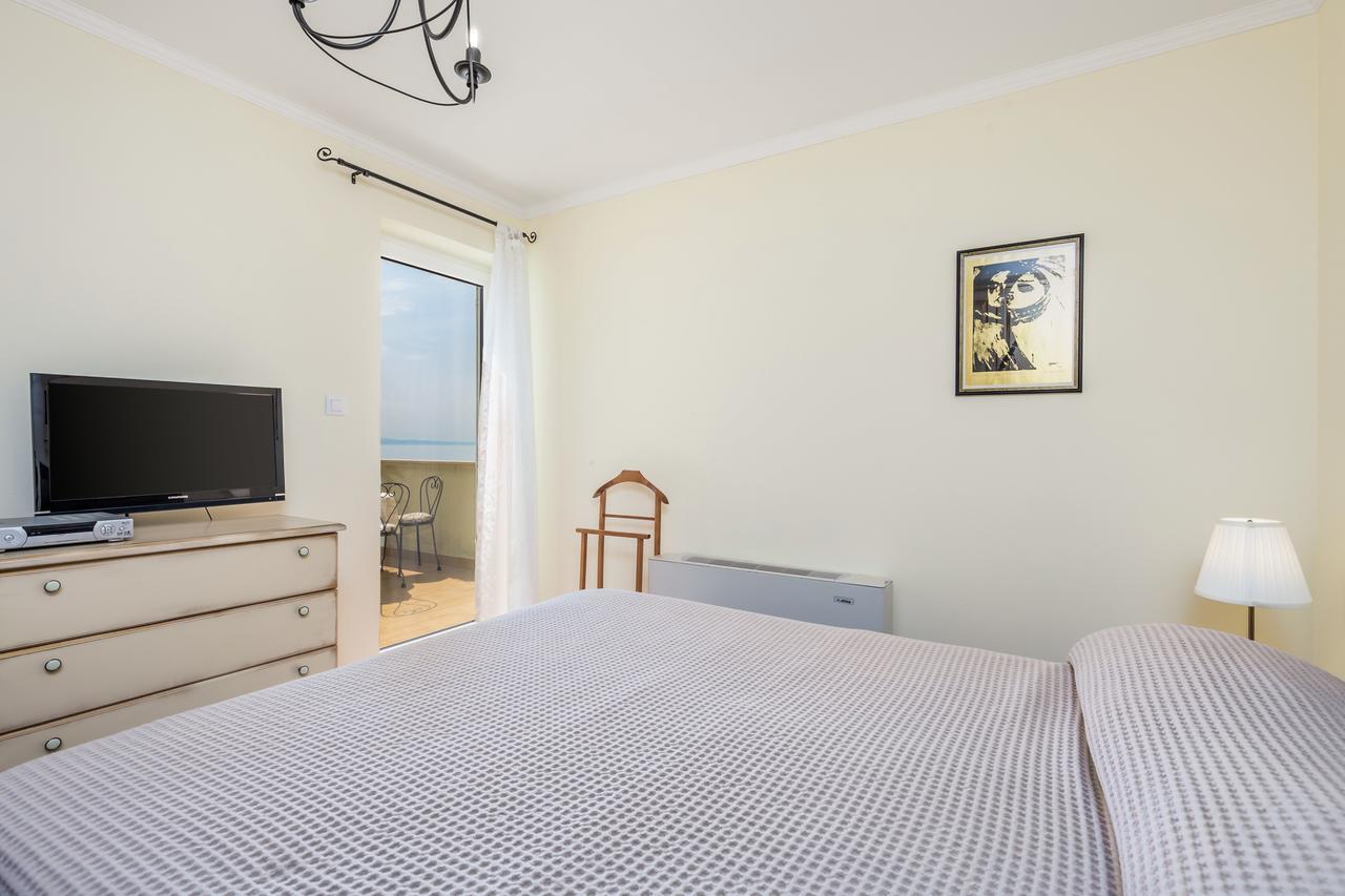 Apartments Villa Nora Rijeka Luaran gambar