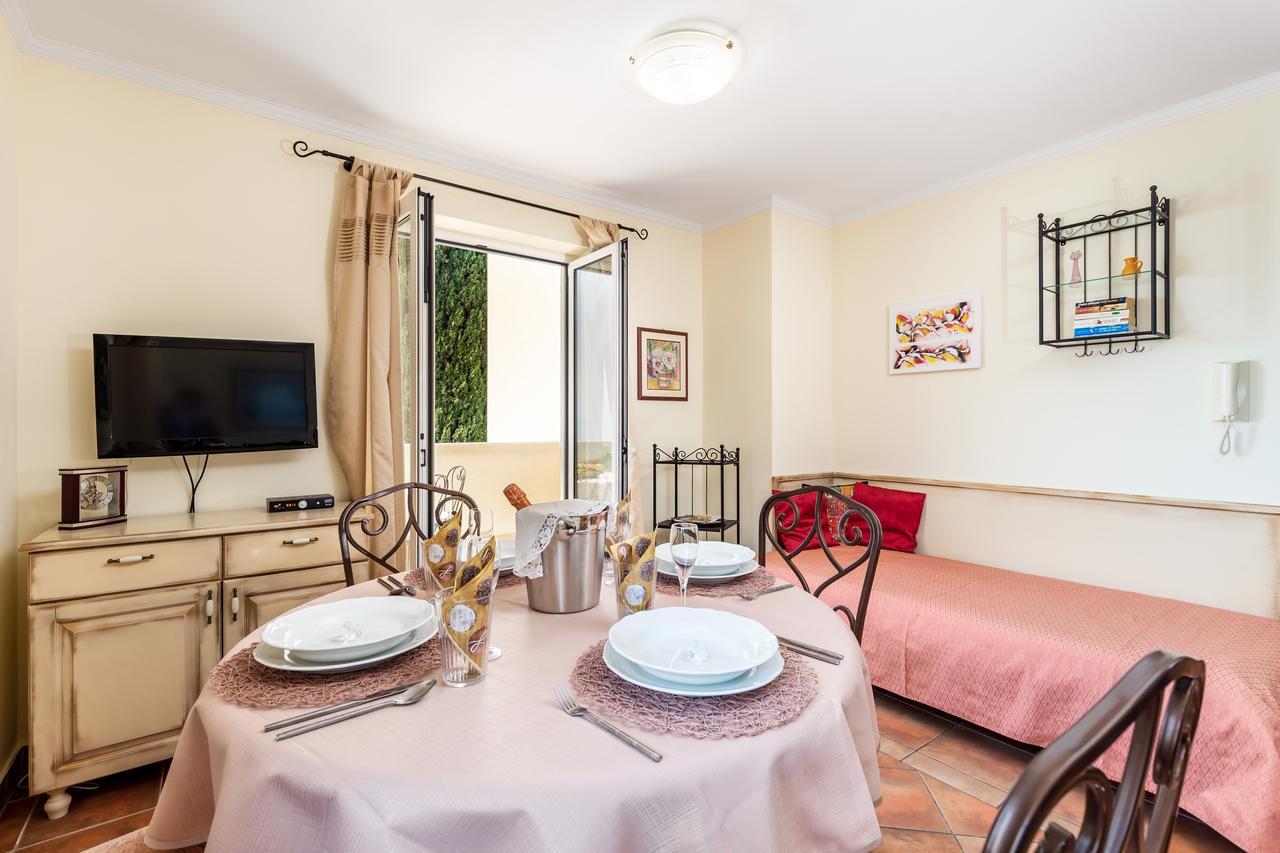 Apartments Villa Nora Rijeka Luaran gambar