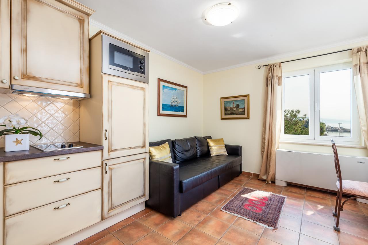 Apartments Villa Nora Rijeka Luaran gambar