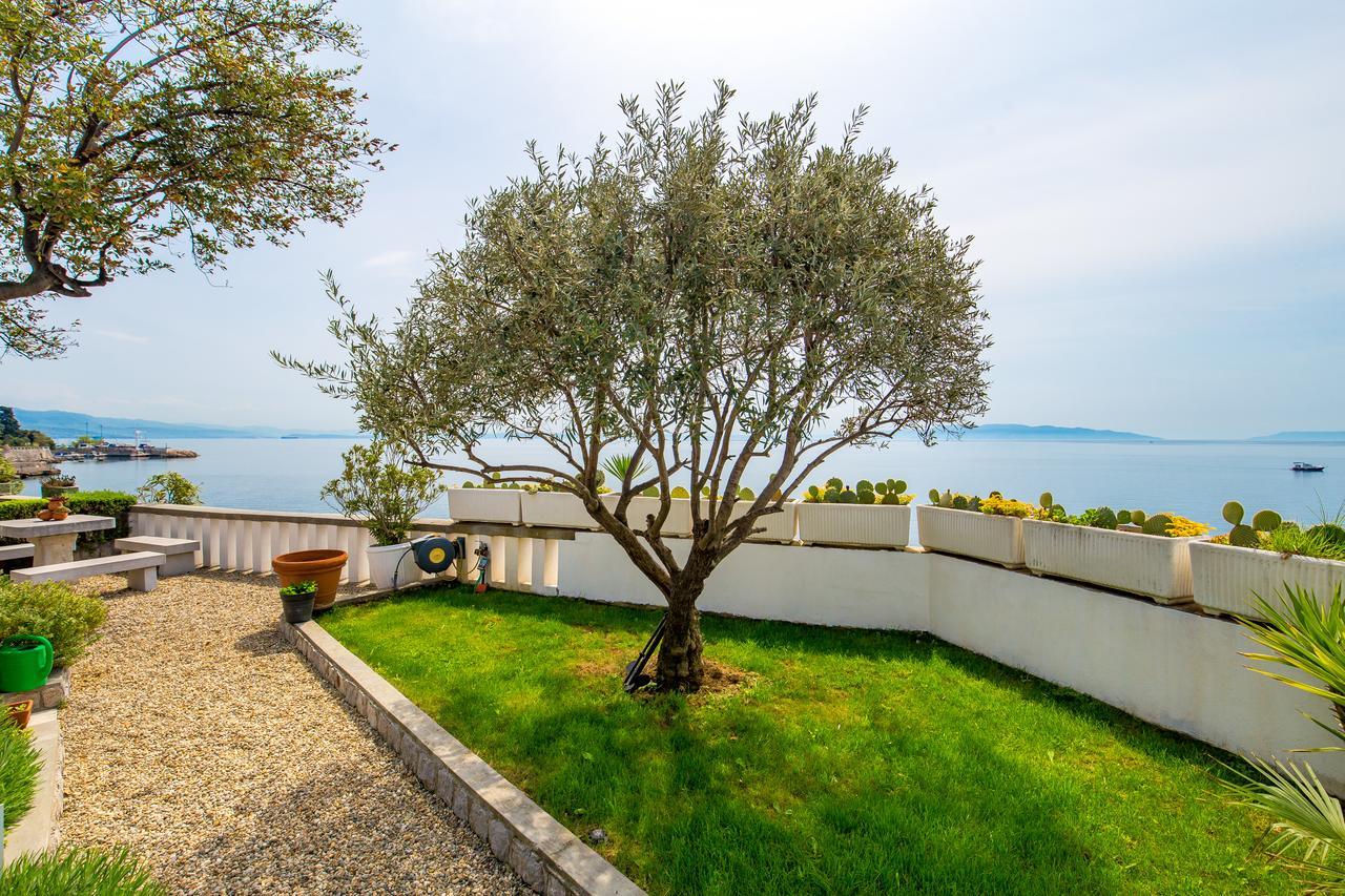 Apartments Villa Nora Rijeka Luaran gambar