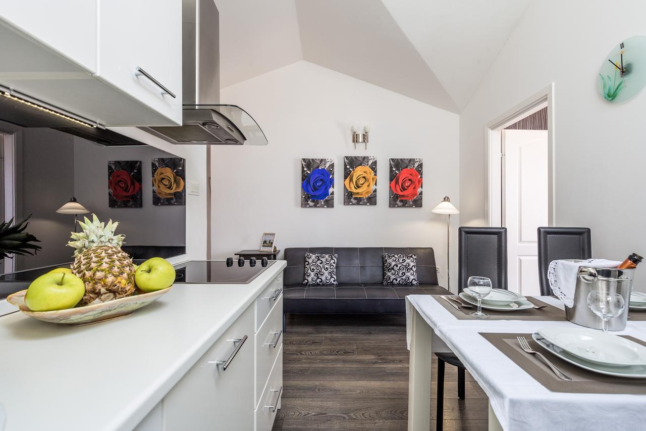 Apartments Villa Nora Rijeka Luaran gambar