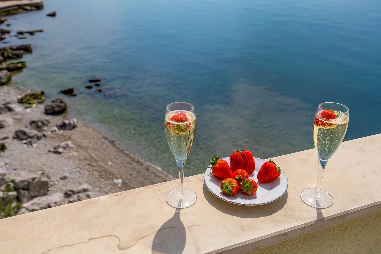 Apartments Villa Nora Rijeka Luaran gambar