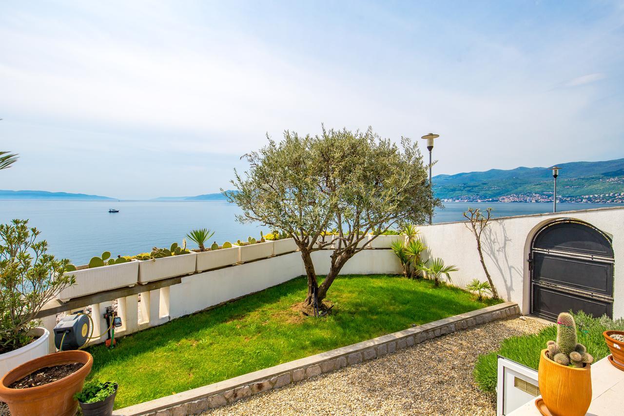 Apartments Villa Nora Rijeka Luaran gambar